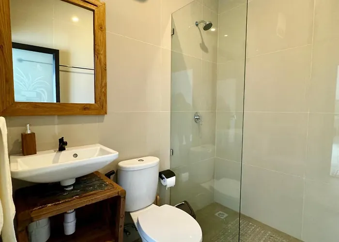 Hébergement de vacances Lily House Cozy 2 Bedrooms With Pool In Bukit
